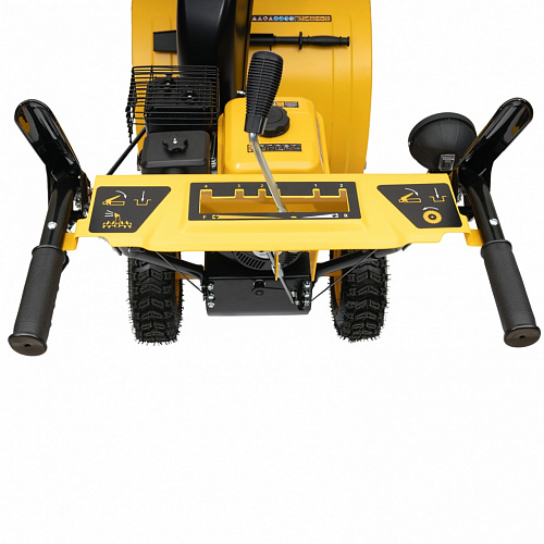 Бензиновая снегоуборочная машина SBM 610, 212cc, ручной старт, фара// Denzel Бензиновая снегоуборочная машина SBM 610, 212cc, ручной старт, фара// Denzel